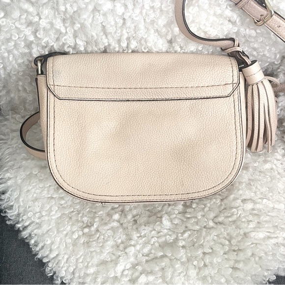 Kate Spade New York
McCall Street Adelaide Pebbled Messenger - Picture 5 of 8